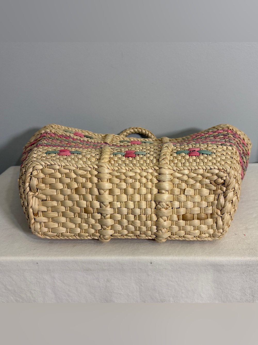 Vintage Straw Tote Market Bag Woven Pastel Pink Blue Purple Diamond Pattern - Picture 8 of 16